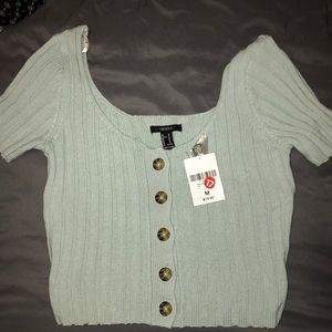 M cropped green sweater (NWT)